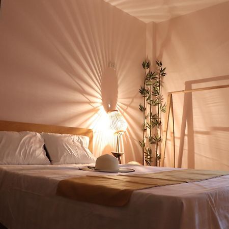 Hola Homestay Ханой Екстериор снимка