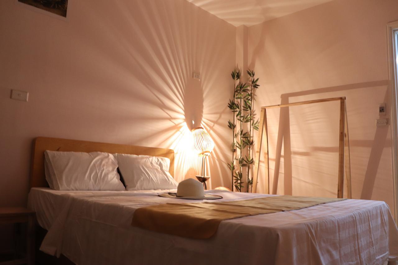 Hola Homestay Ханой Екстериор снимка