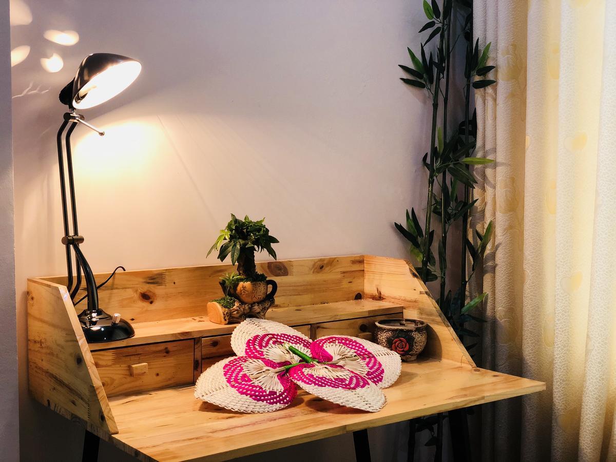 Hola Homestay Ханой Екстериор снимка