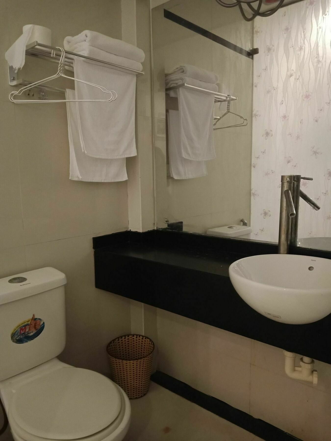 Hola Homestay Ханой Екстериор снимка