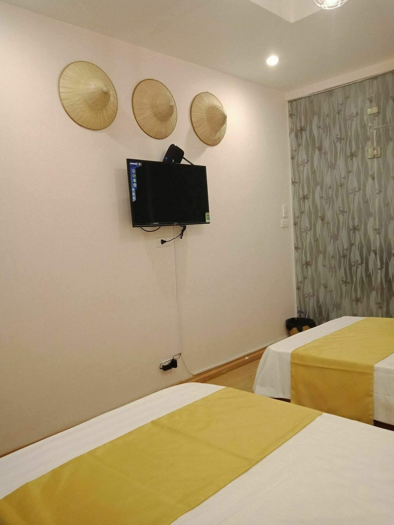 Hola Homestay Ханой Екстериор снимка